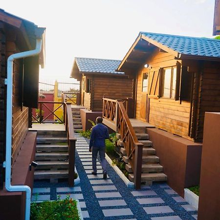 O Chalets De L'Escale Moroni Exteriör bild